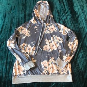 Floral Pull Over Sweatshirt 🧡